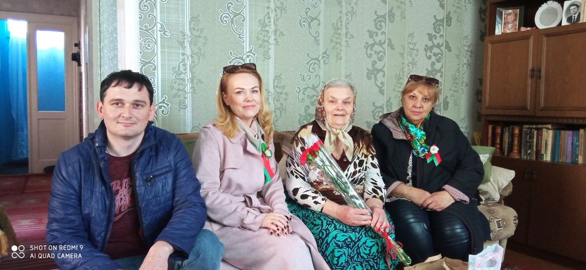 Поздравляем бывших узников