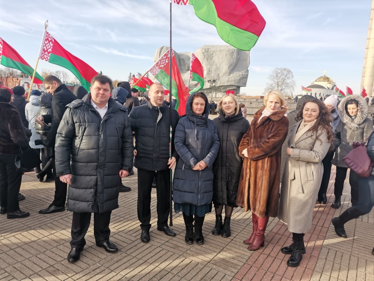 С Днем защитников Отечества!